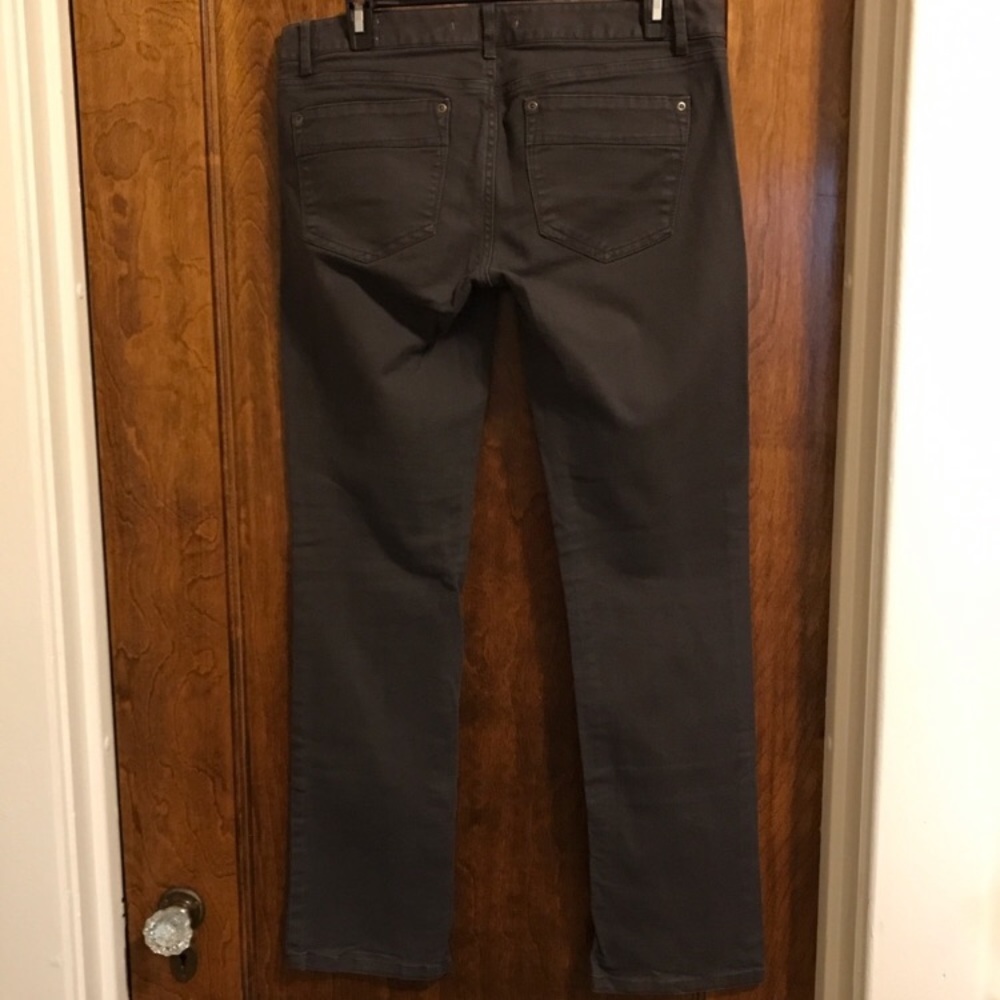 👖3 for $28 👖 - Picture 5 of 9